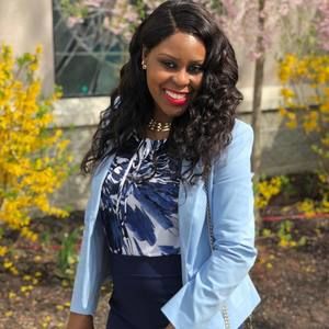 Meet your Posher, Phara shedly